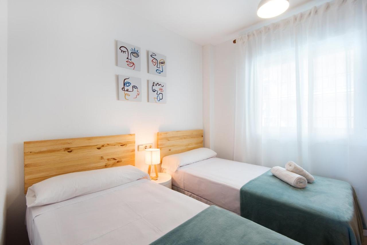 Privilege Of The Sea, 1St Line Carvajal Beach- Fuengirola 3Rd Floor Esterno foto