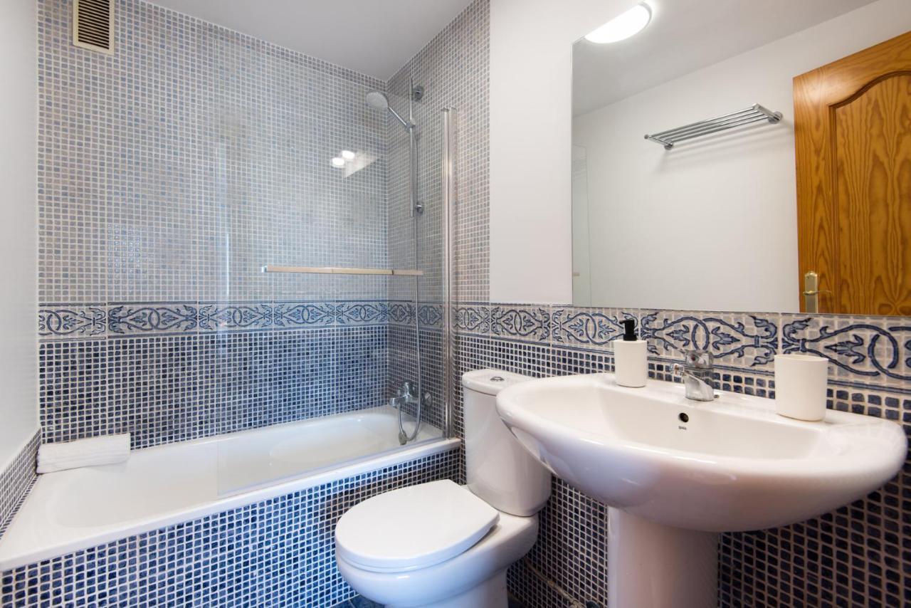 Privilege Of The Sea, 1St Line Carvajal Beach- Fuengirola 3Rd Floor Esterno foto